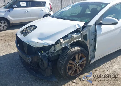 2018 Hyundai Elantra Sel z USA, uszkodzony, nr VIN 5NPD84LF5JH319612